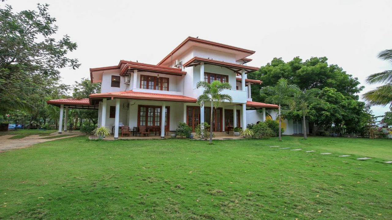 海湾海滩酒店,亭可马里