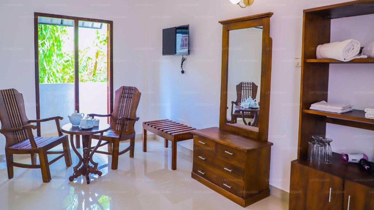 Ilamperuma Holiday Home, Weligama