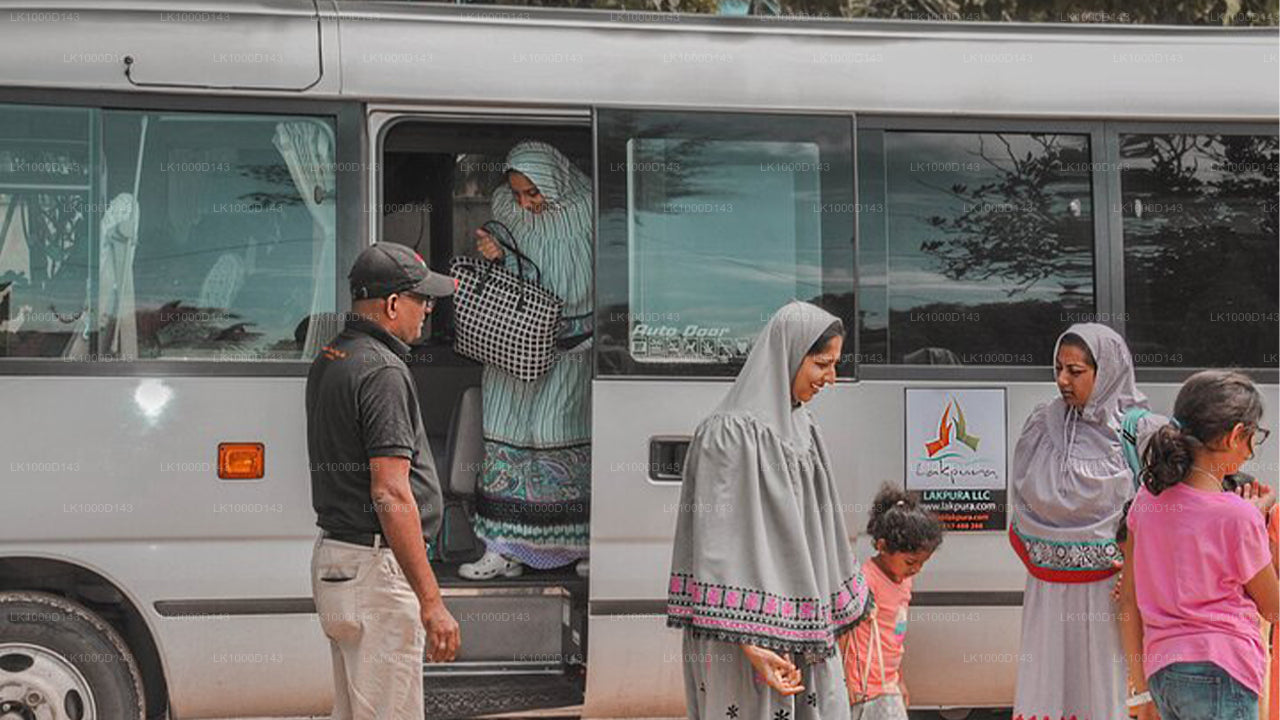 Shuttle Service Between Colombo and Kandy
