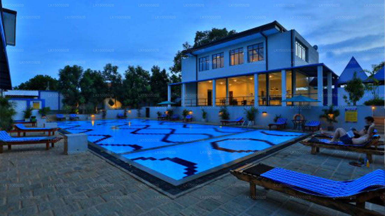 The Blue Wave Hotel, Arugam Bay