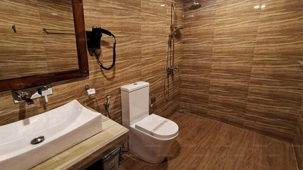 艾拉·希尔克雷斯特