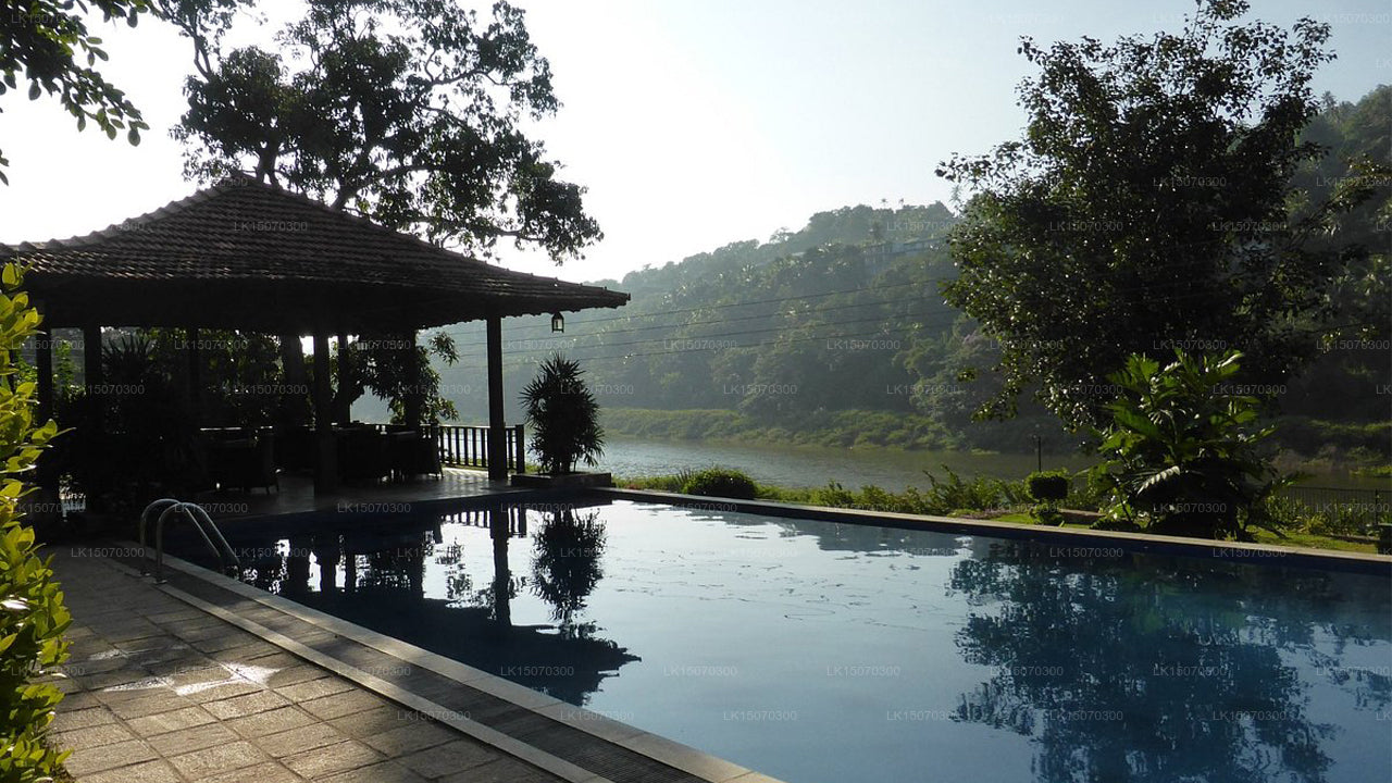 Serendip Stone Bungalow, Kandy