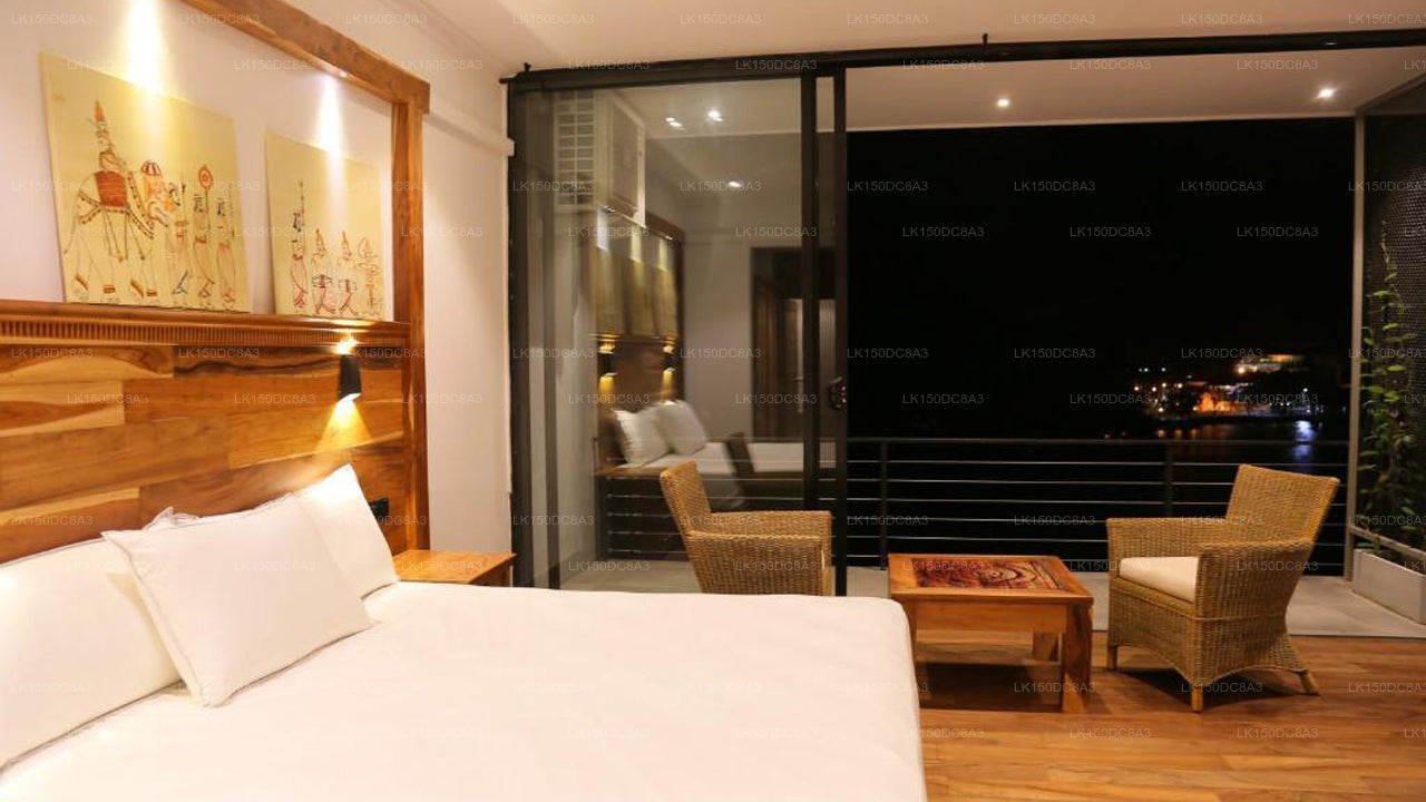 康提莱克伍德公寓