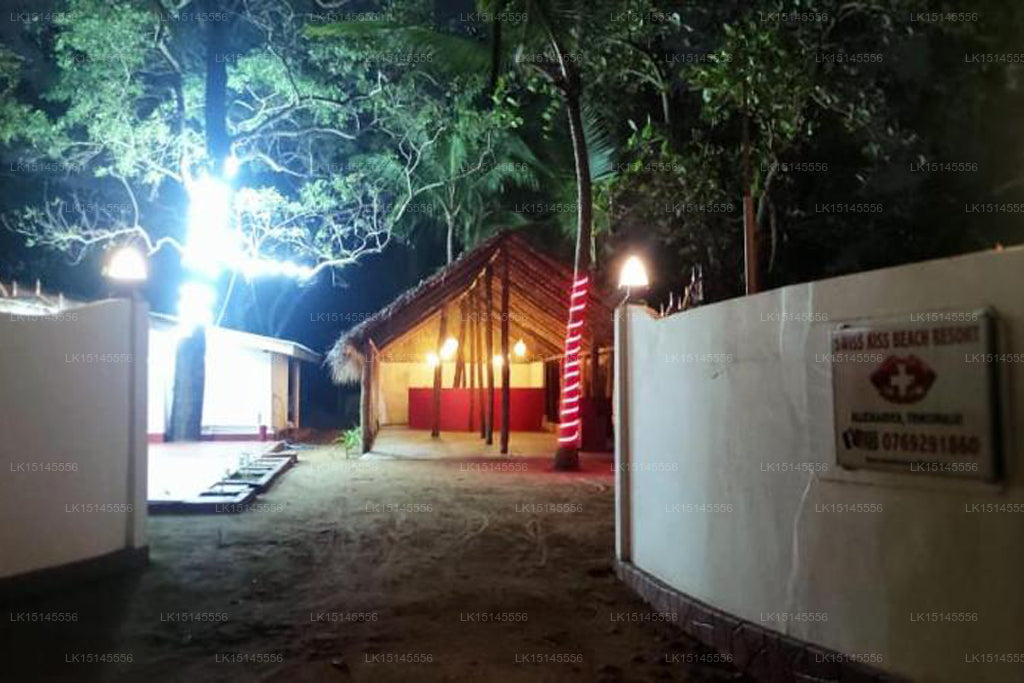 瑞士之吻海滩度假村，亭可马里