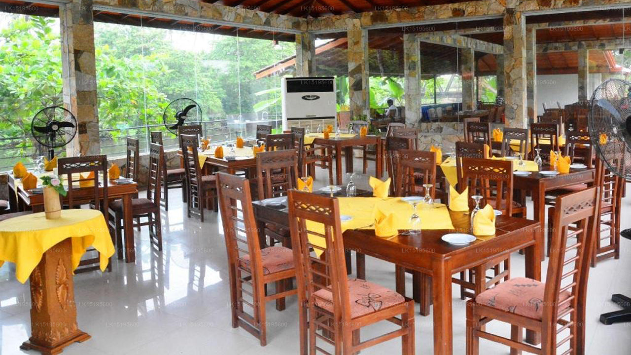 River View Hotel, Wadduwa