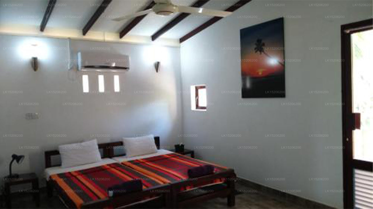 Sri Beach Bungalows & Villa, Marawila