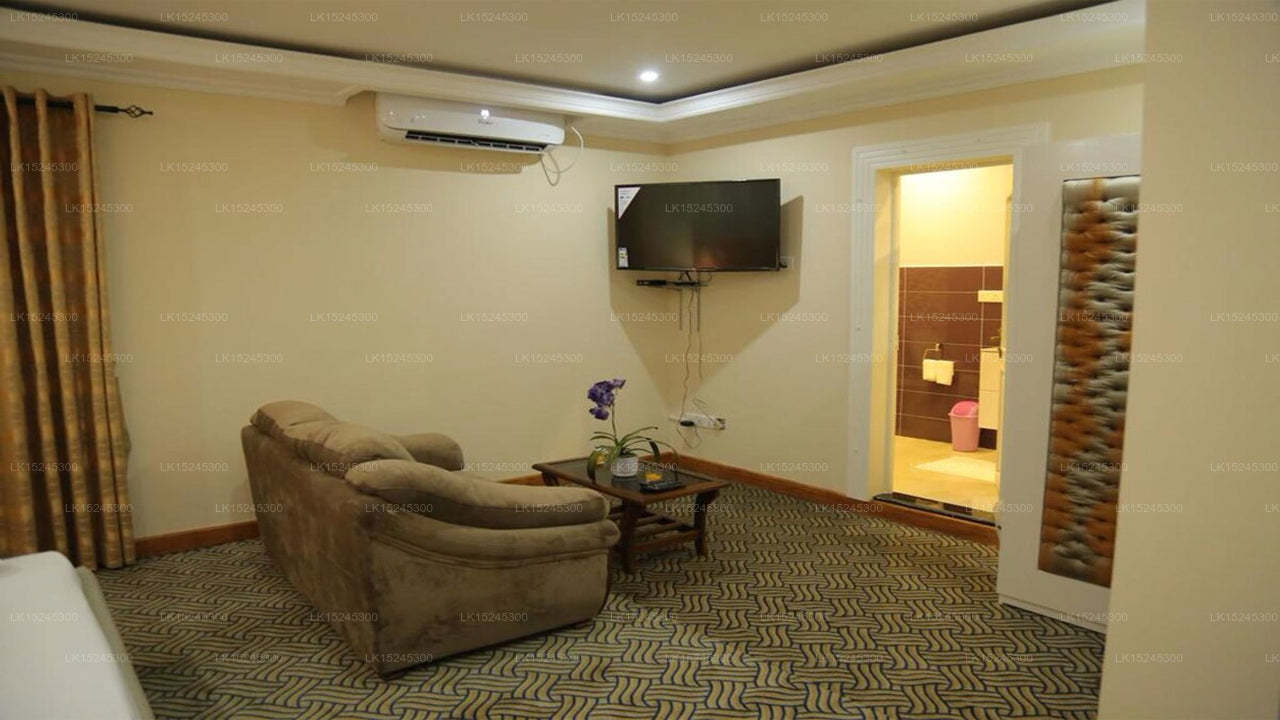 Hotel Capri Mc, Chilaw