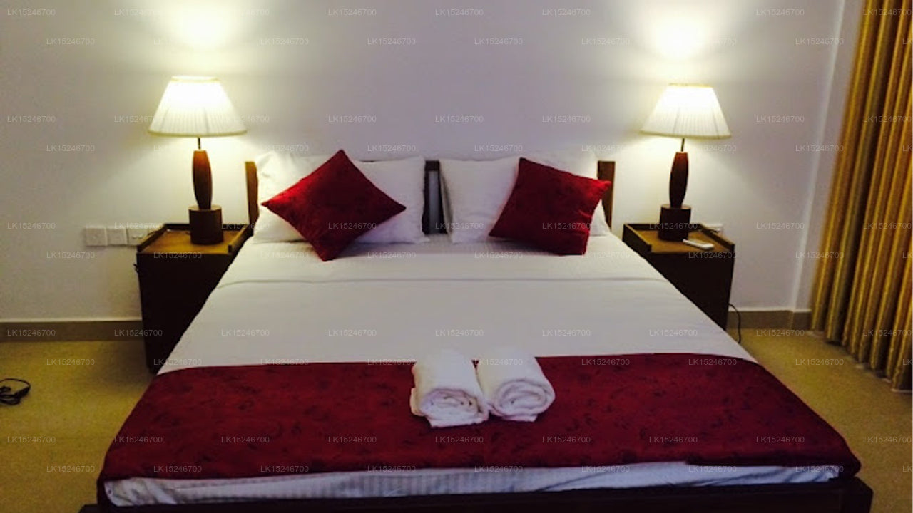 Saketha Beach, Negombo