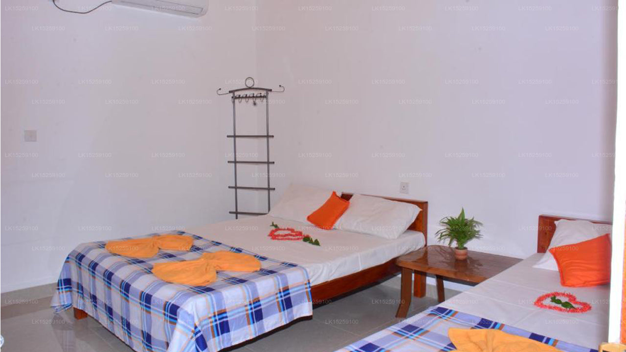 Pleasant Park Holiday Inn, Trincomalee