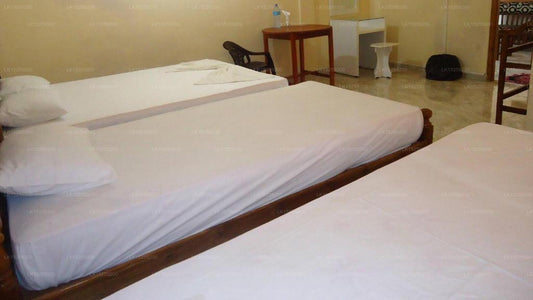 N Joy Inn, Trincomalee