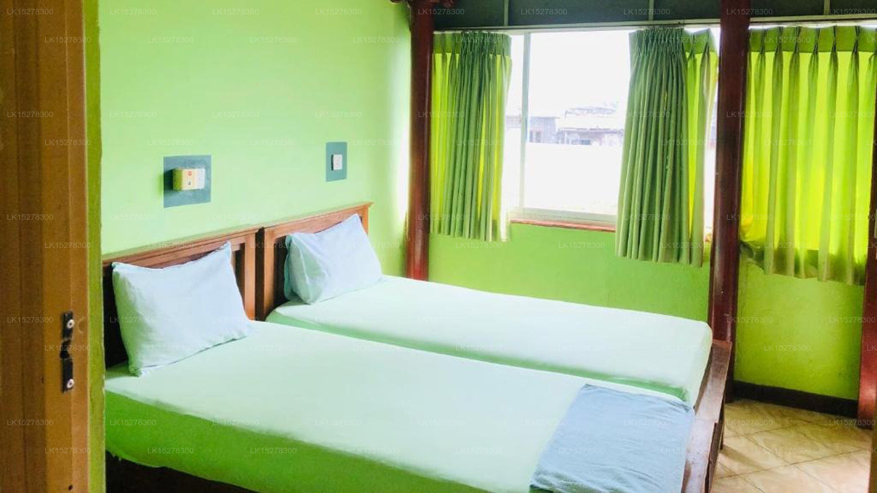 Kandyan Holiday Center, Kandy