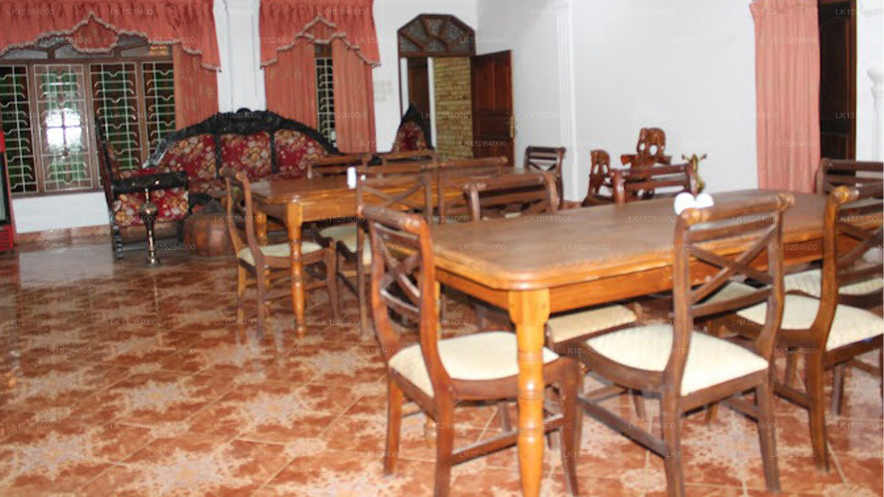 Serendib Garden Resort, Habarana