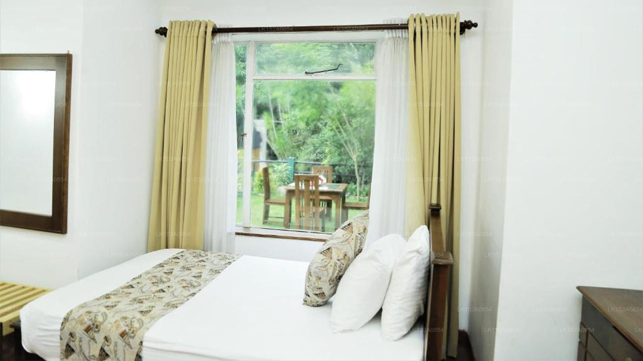 Hotel Achivina, Kandy