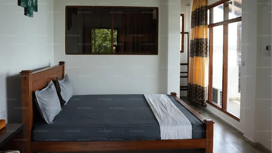 Rupas Beach Hotel, Arugum Bay