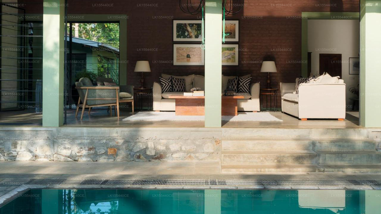 Neem Tree House, Kirinda