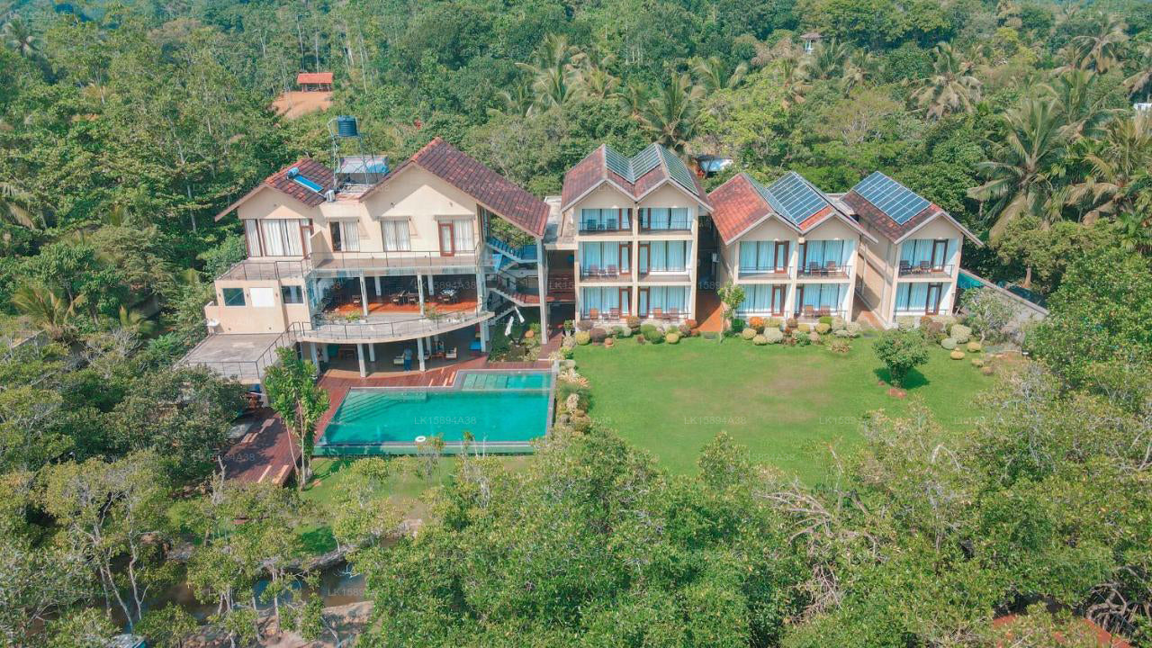 Moi Koggala by DBI, Koggala