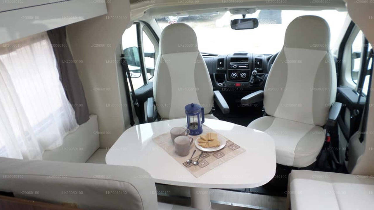 专车接送的房车租赁（Roller Team Zefiro 269P）