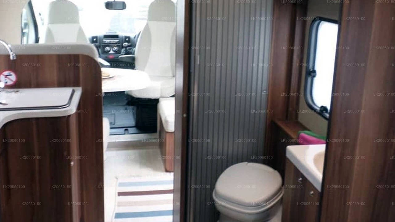 专车接送的房车租赁（Roller Team Zefiro 269P）