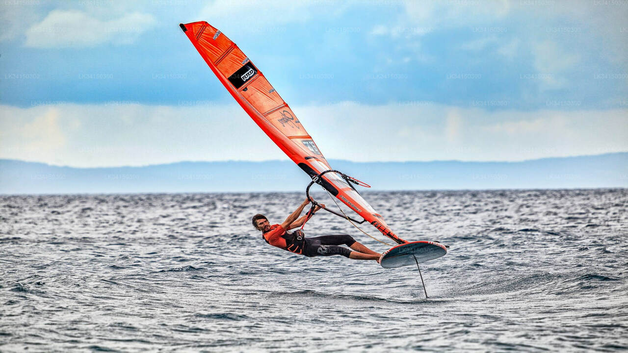 4 hour Beginner Windsurfing Course from Kalpitiya (1 Person)