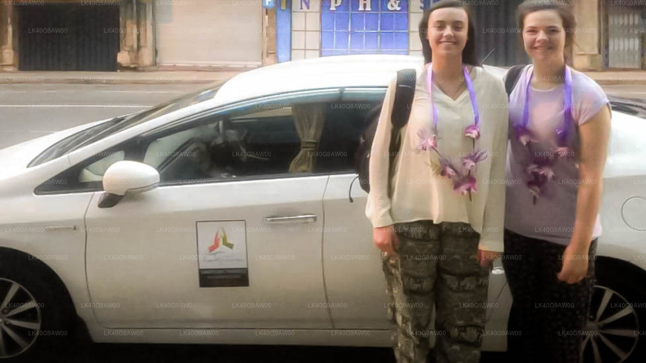 拉特马拉纳(RML)机场至平纳瓦拉城市私人接送服务
