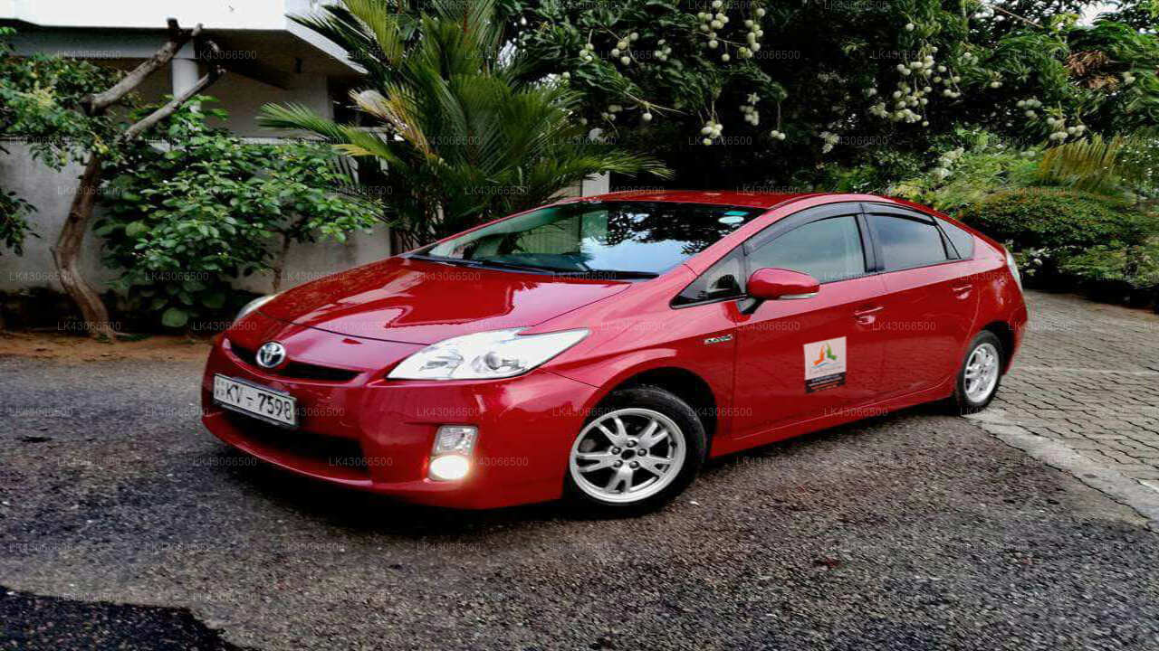 Transfer between Colombo Airport (CMB) and Siam View Hotel, Arugam Bay