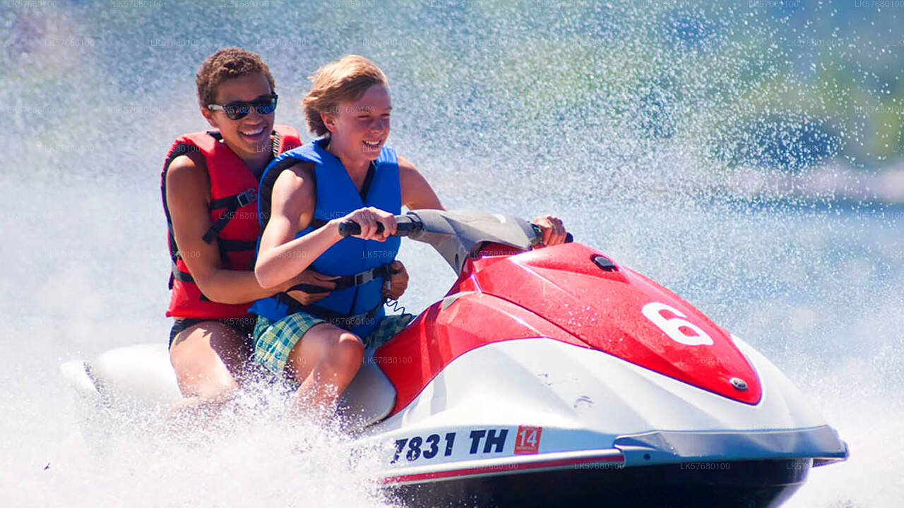 从科伦坡南部出发的摩托艇探险之旅